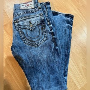 TRUE RELIGION JEANS
